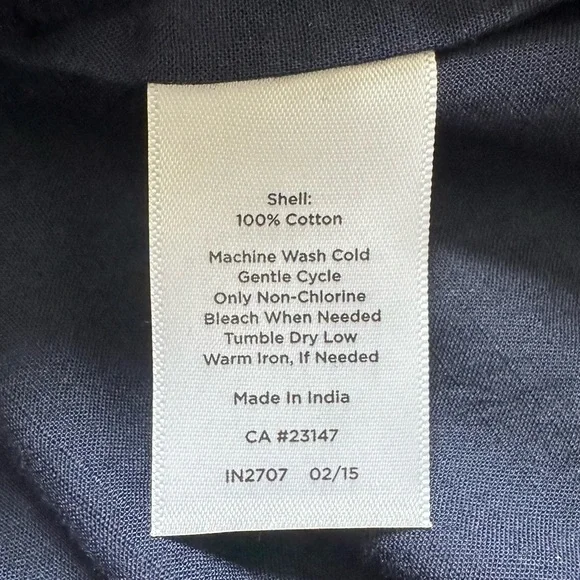 TALBOTS Women’s Embroidered Blouse- Size: Small Petite - NWT - Picture 11 of 11